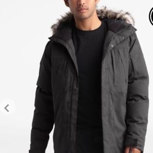 THE NORTH FACE MEN'S OUTER BOROUGHS PARKA SIZE M
